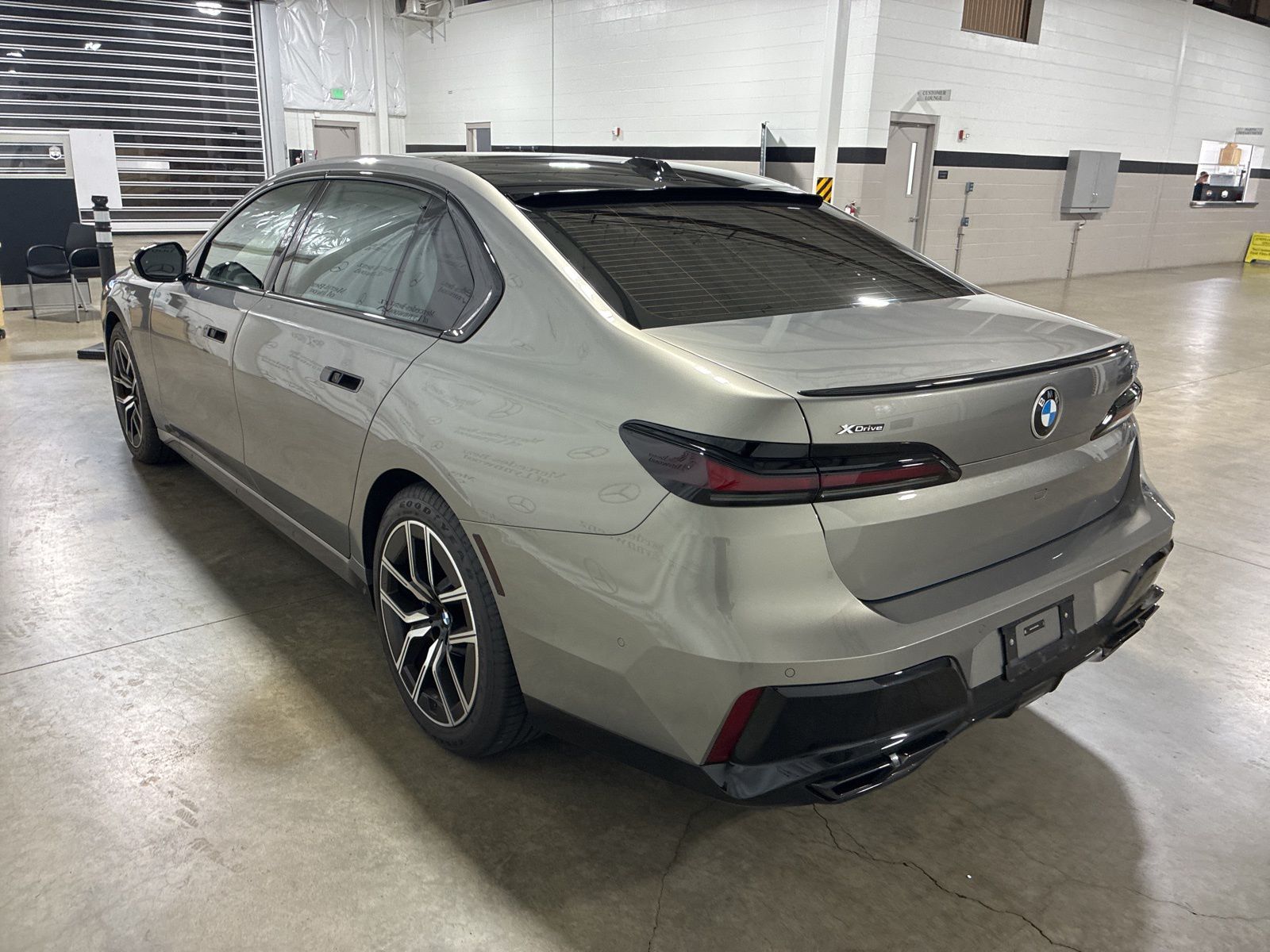 2024 Bmw 760i xDrive photo 3