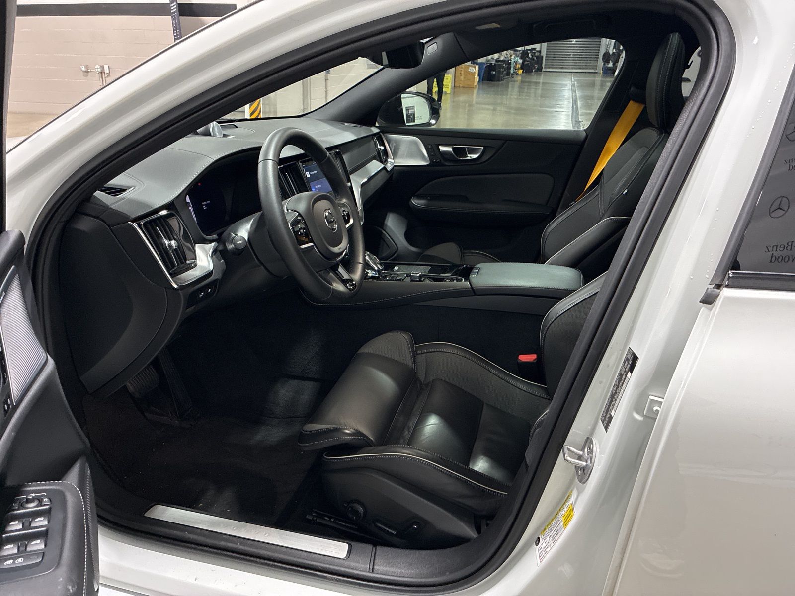 2024 Volvo V60 Recharge T8 Polestar photo 3