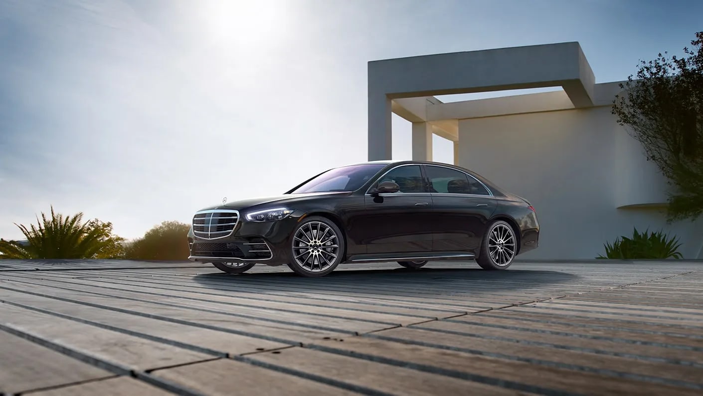 2025-mercedes-benz-S-class-sedan-parked-posed.png