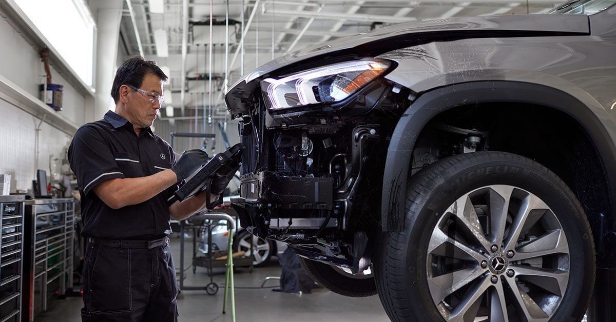 Mercedes-Service-inspect-repair.jpg