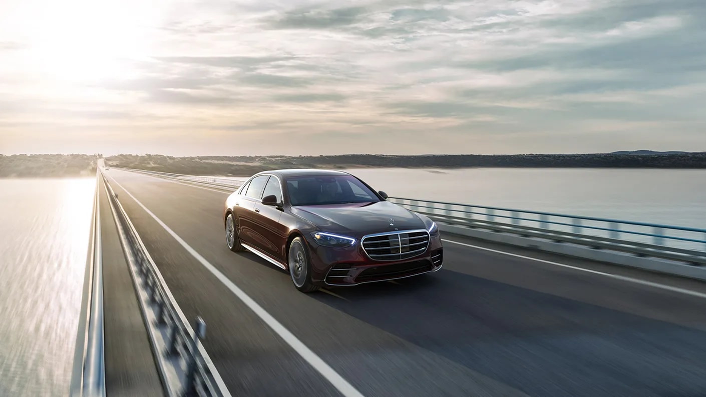 2023 Mercedes-Benz S Class cruising