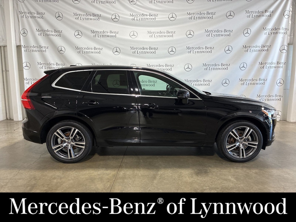 Used 2018 Volvo XC60 XC60 T5 Momentum SUV