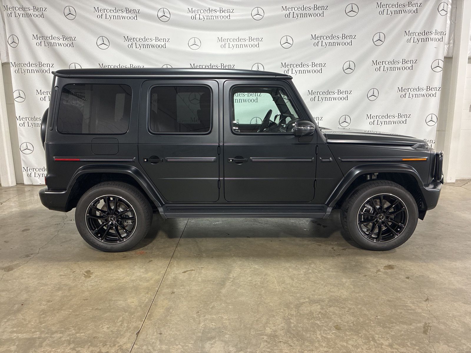 2026 Mercedes Benz G 550 photo 3