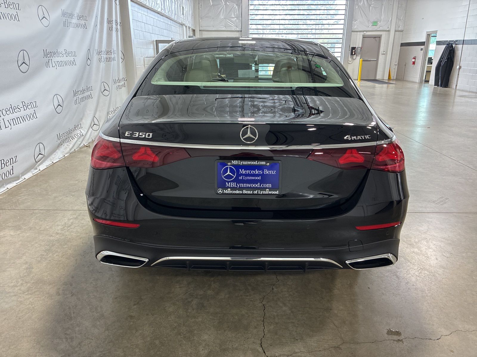 2026 Mercedes Benz E 350 4MATIC Hybrid photo 2