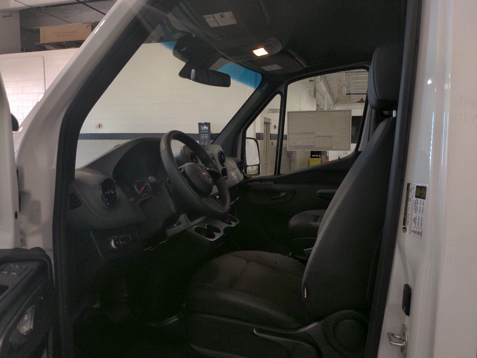 2025 Mercedes-Benz Sprinter Cargo Van Base - Photo 8