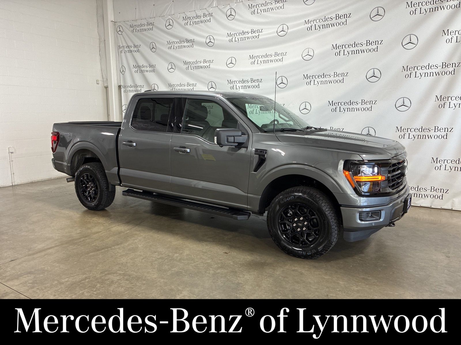 2025 Ford F-150 XLT's photo