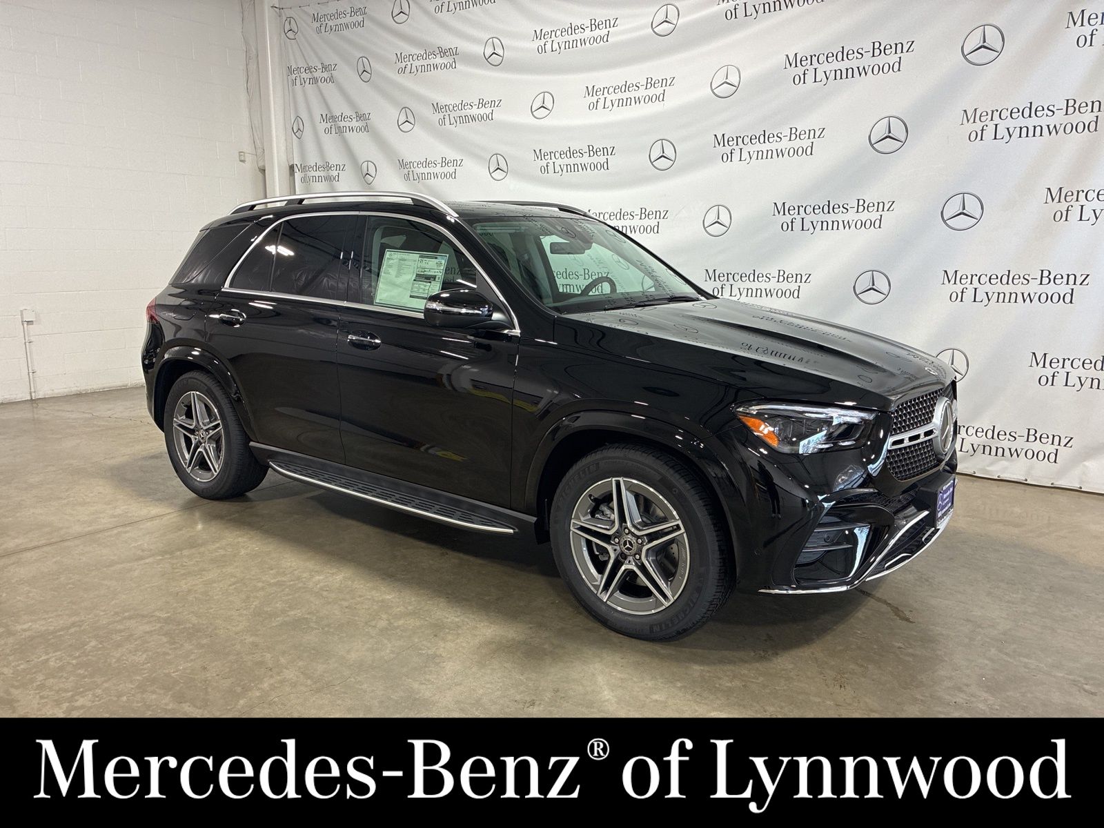 2026 Mercedes-Benz GLE GLE450's photo