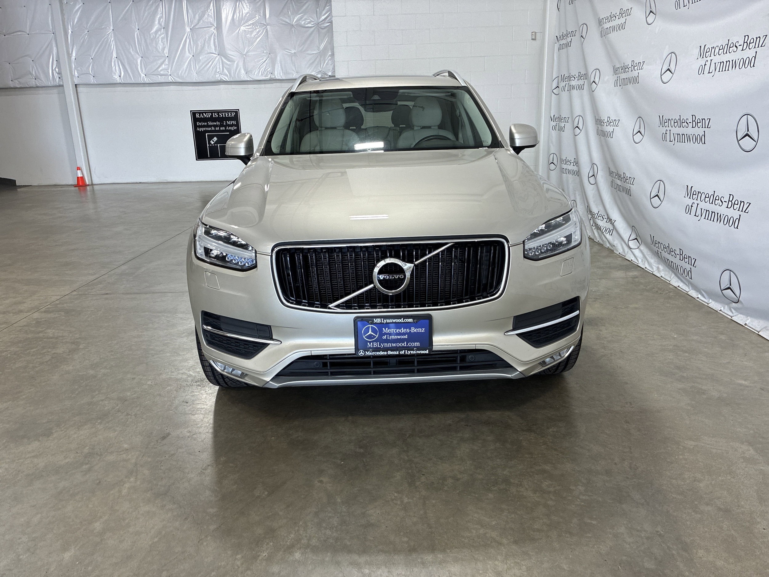 Used 2017 Volvo XC90 Momentum with VIN YV4A22PK8H1153777 for sale in Lynnwood, WA