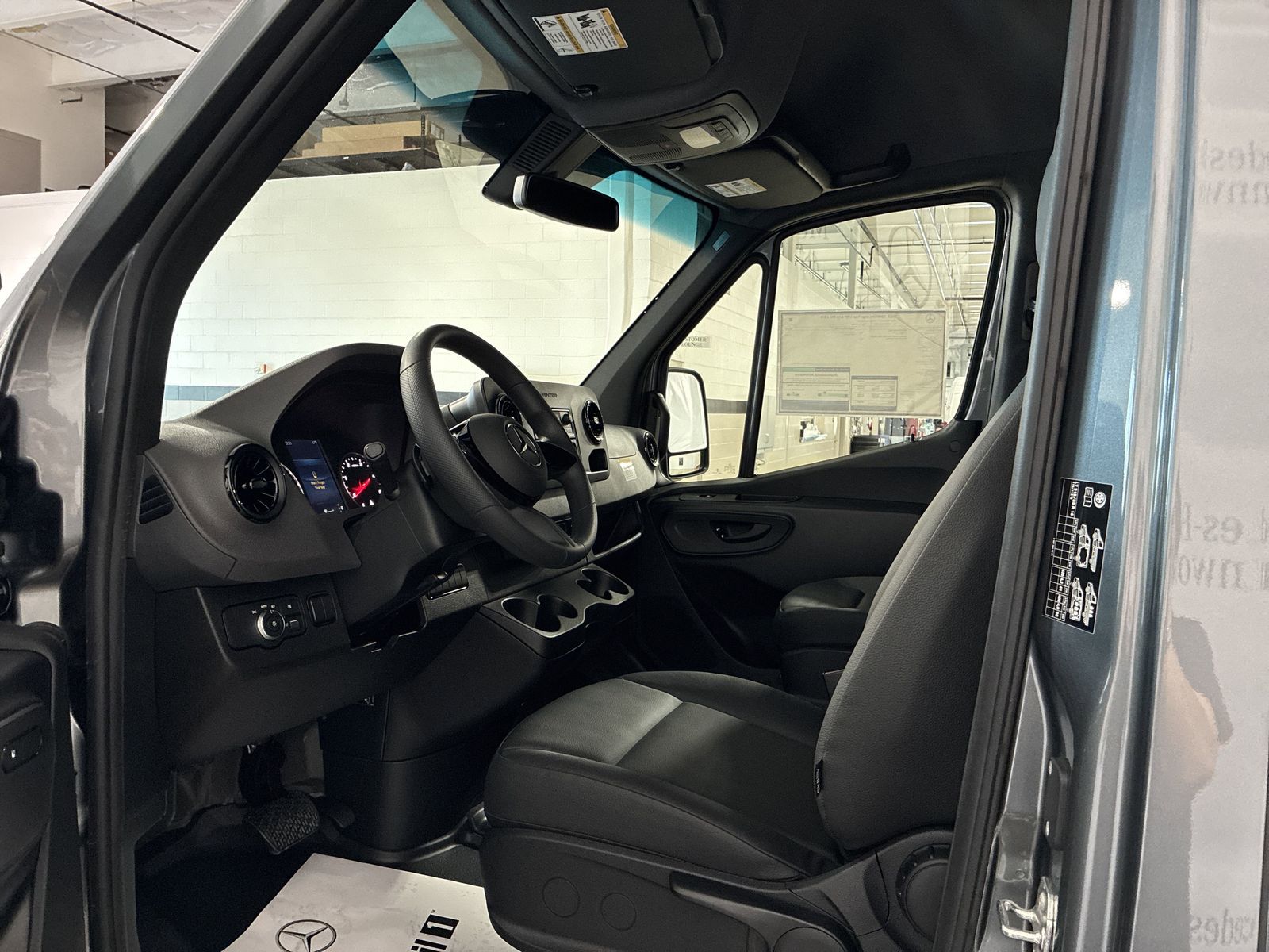2025 Mercedes-Benz Sprinter Cargo Van Base - Photo 7
