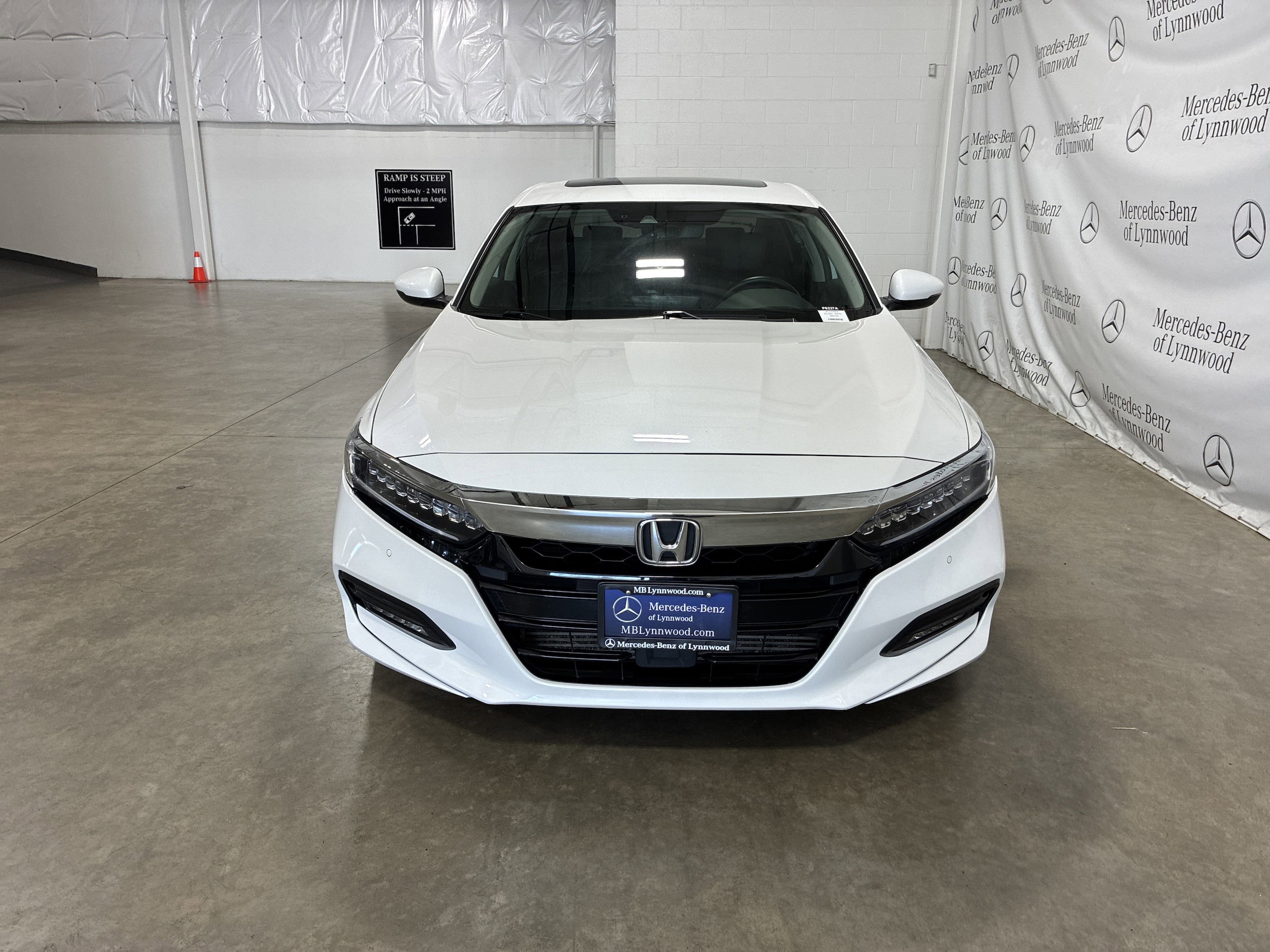Used 2019 Honda Accord Touring with VIN 1HGCV2F95KA800100 for sale in Lynnwood, WA