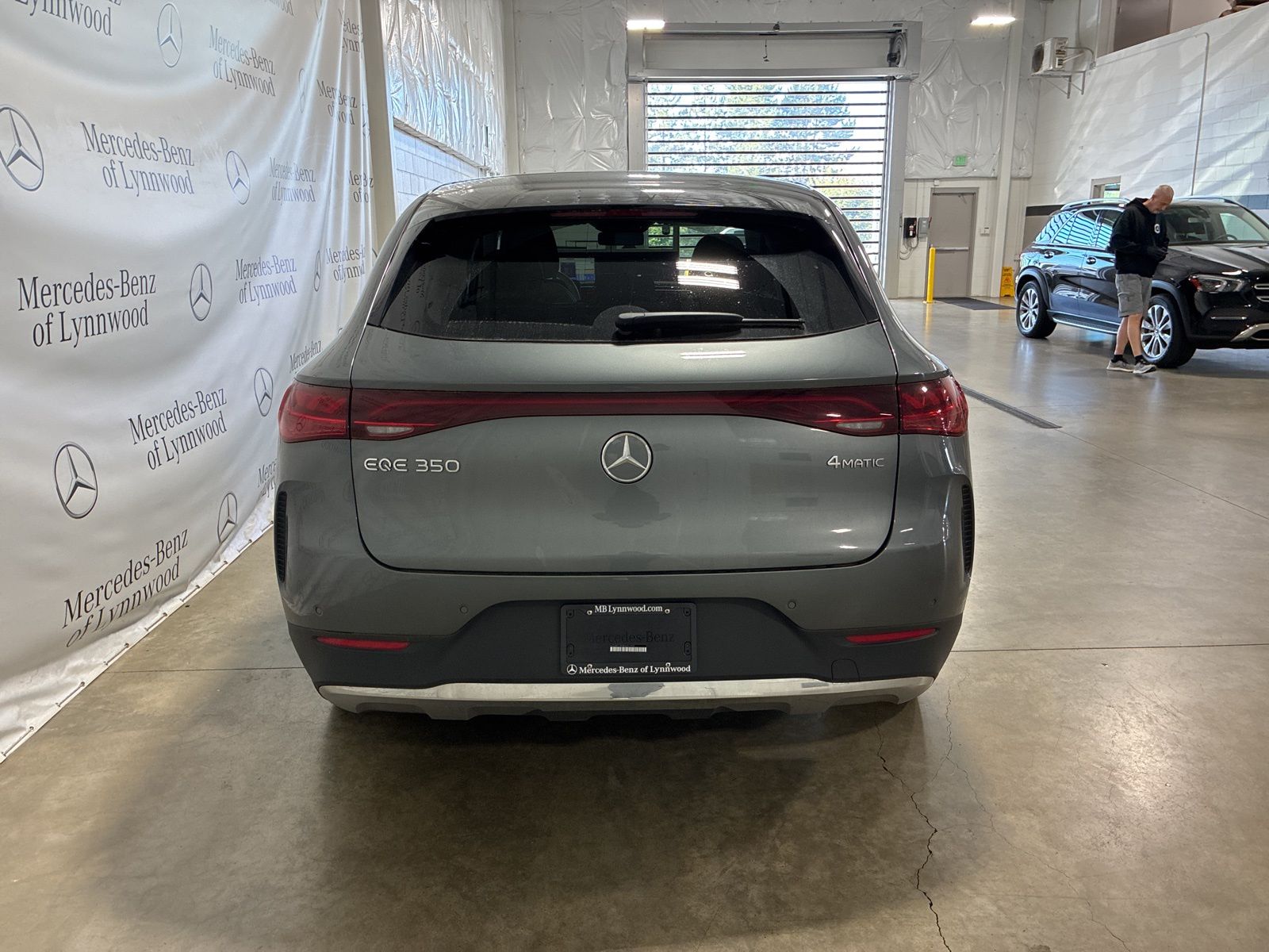 2024 Mercedes Benz EQE SUV 350 4MATIC photo 2