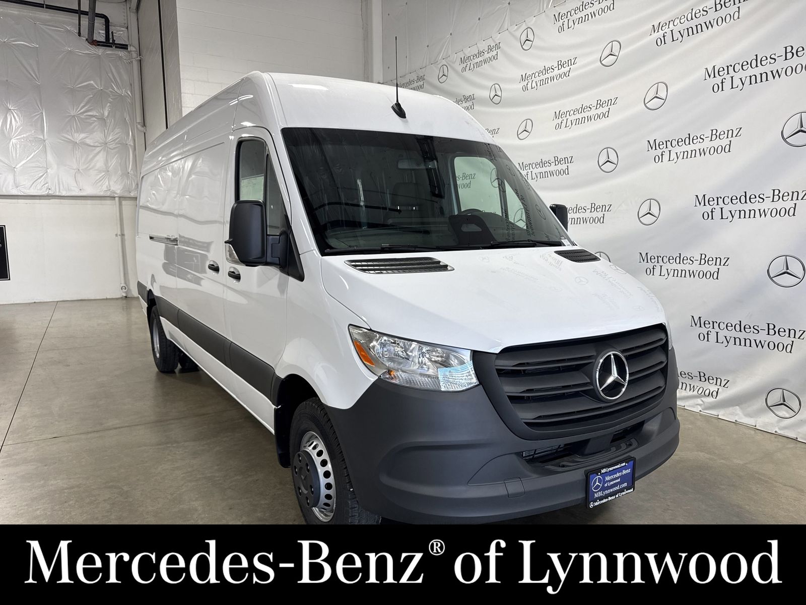 2025 Mercedes-Benz Sprinter Cargo Van