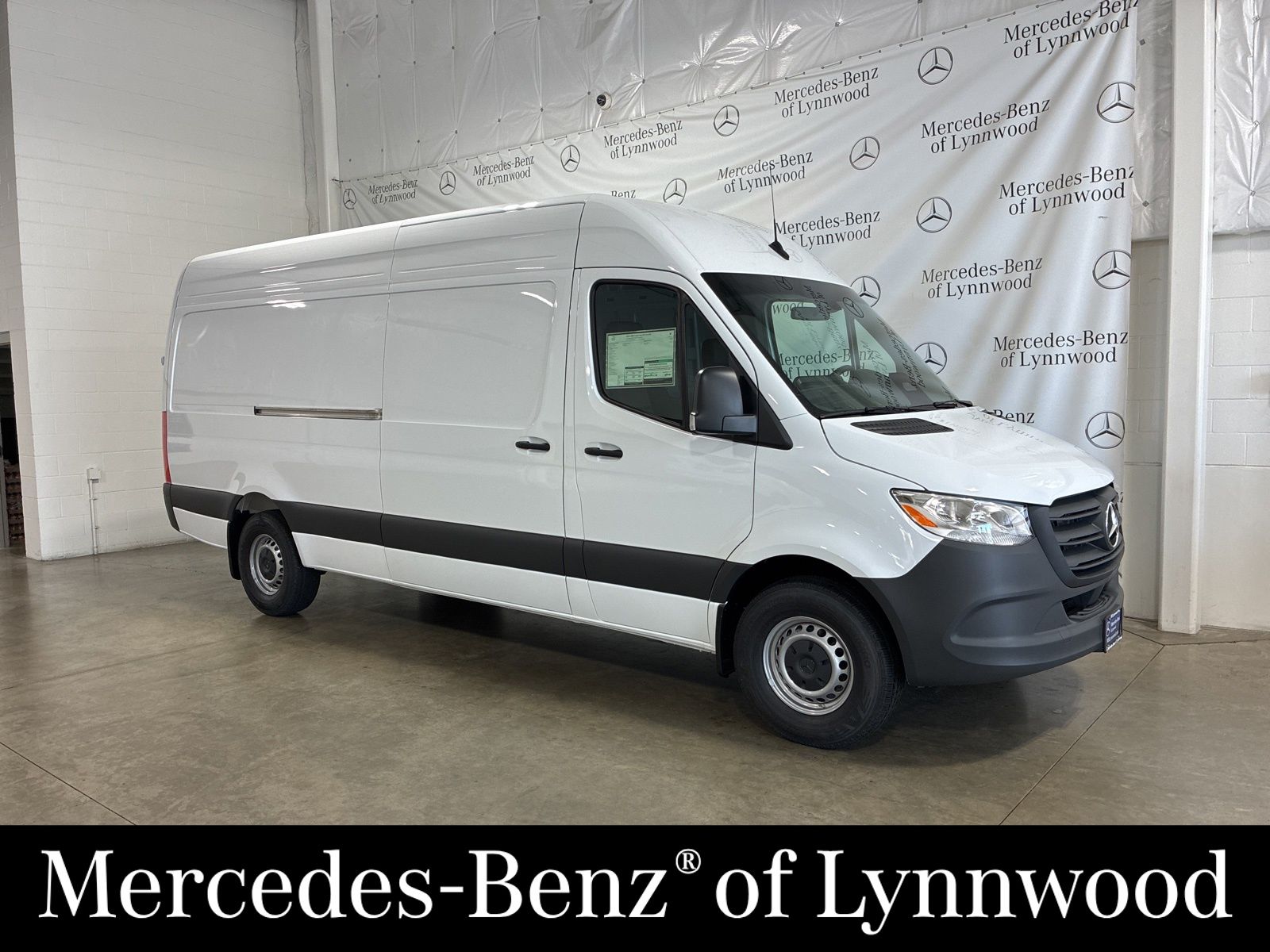 2025 Mercedes-Benz Sprinter Cargo Van Base's photo