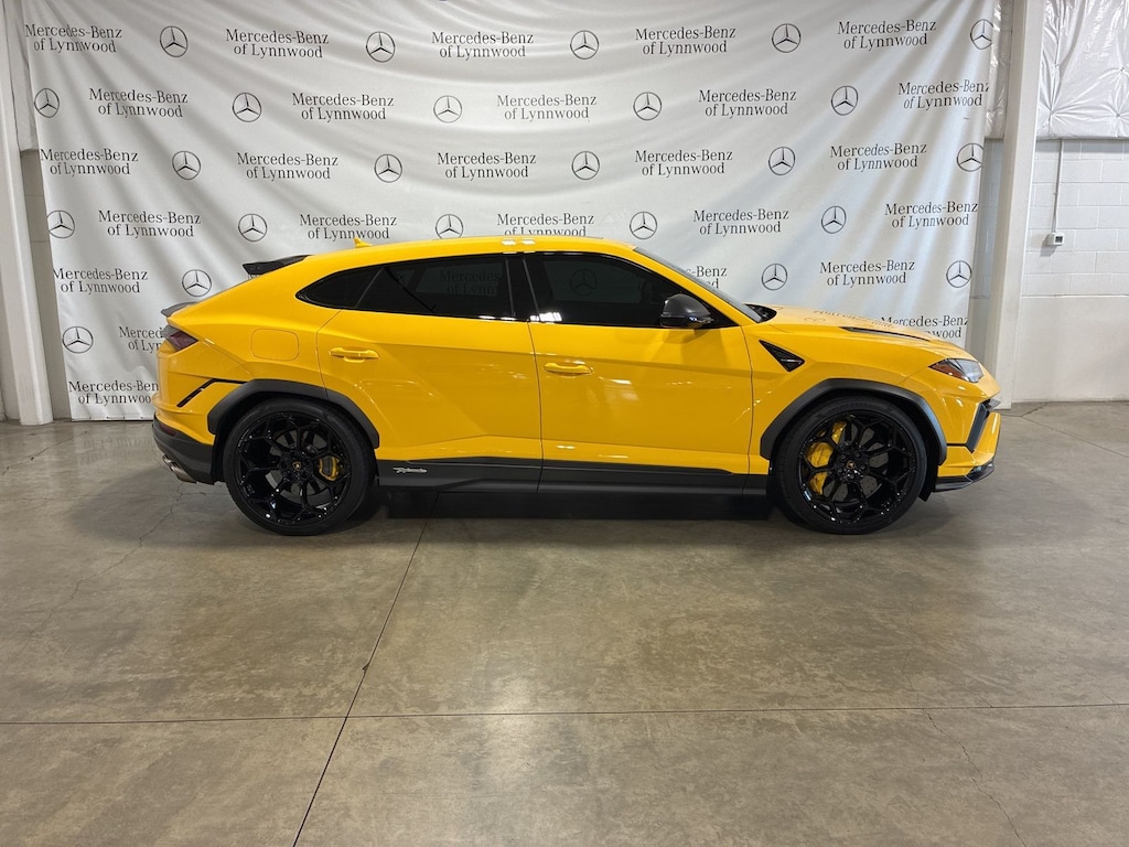 Used 2024 Lamborghini Urus Performante SUV
