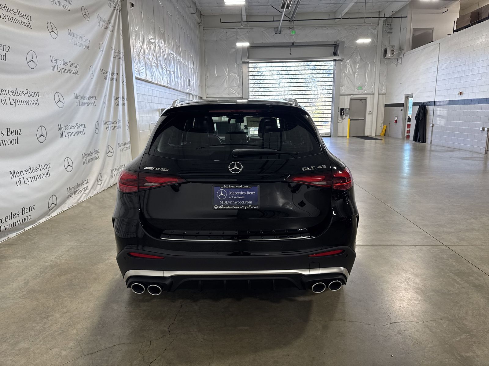 2025 Mercedes-Benz GLC AMG GLC43 - Photo 5