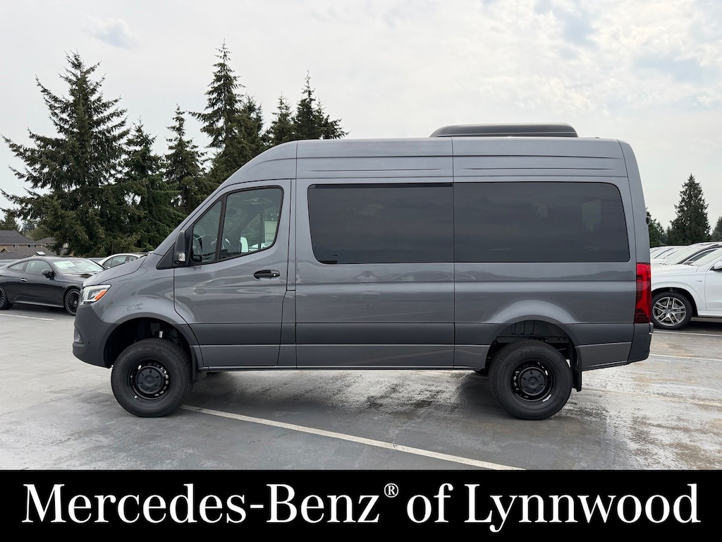 New 2026 Mercedes-Benz Sprinter 2500 Passenger 144 WB AWD Minivan/Van