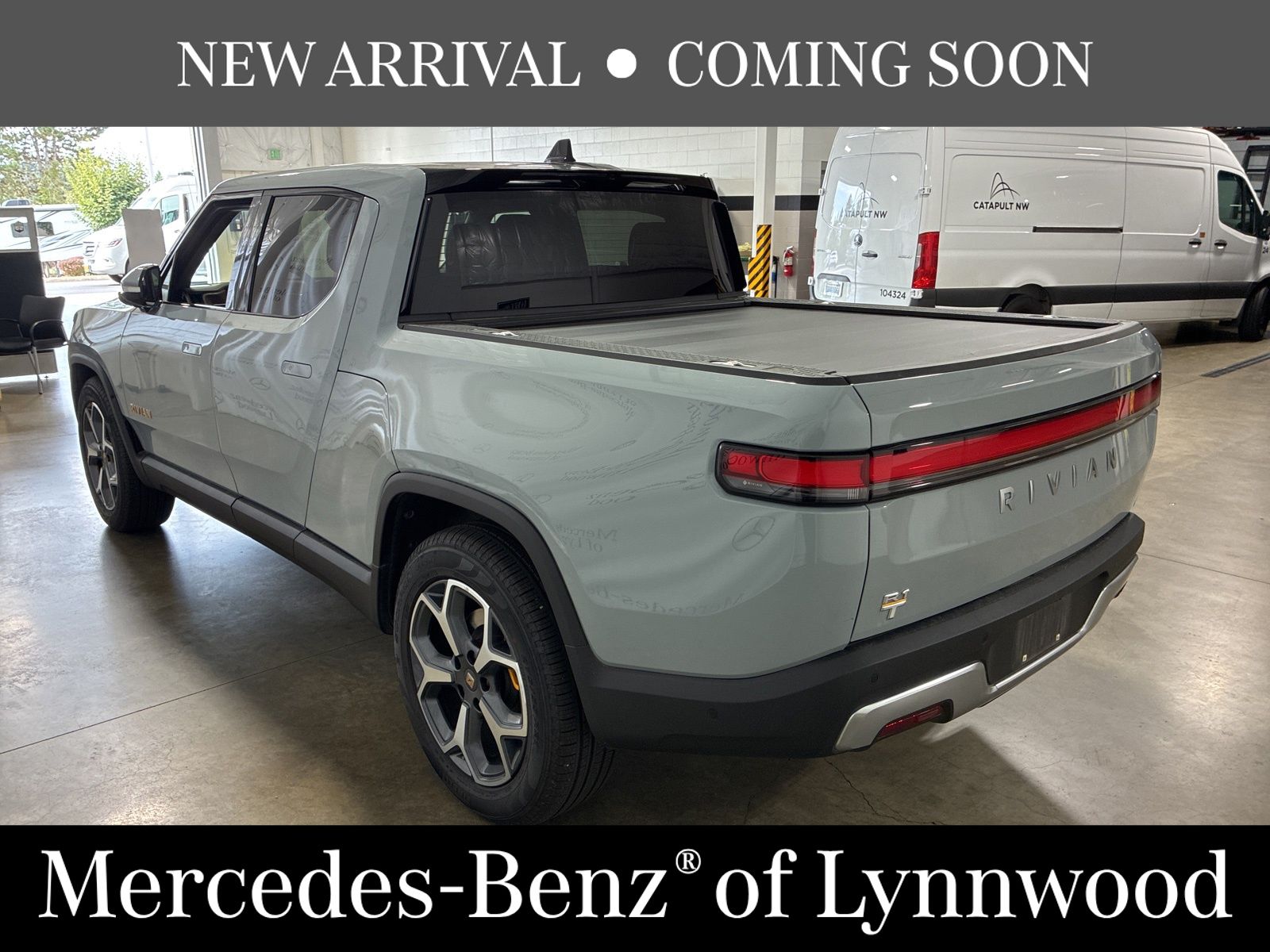 2023 Rivian R1T Adventure photo 2