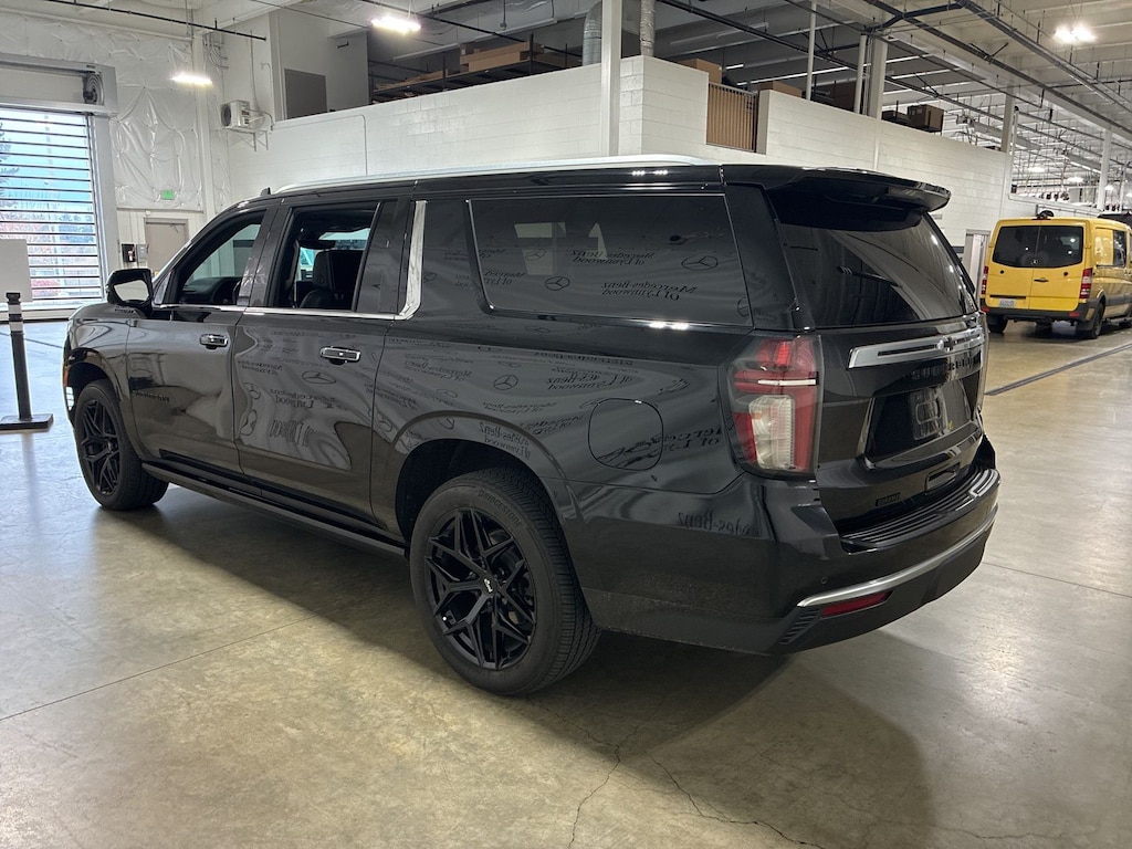 Used 2021 Chevrolet Suburban High Country 4WD SUV