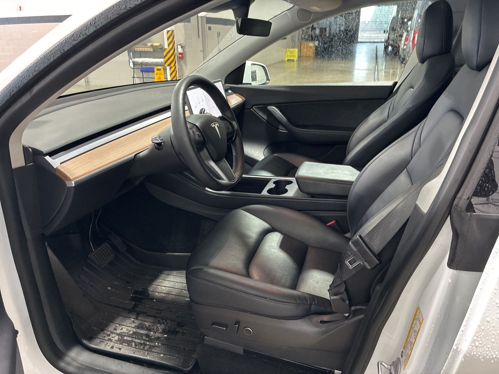 2022 Tesla Model Y Long Range photo 4