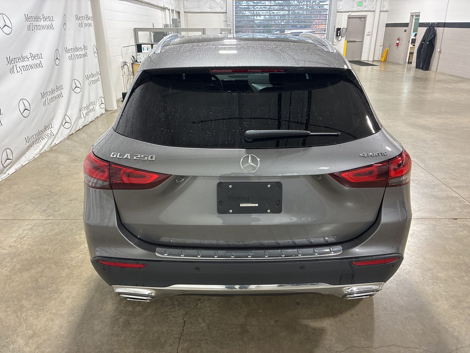 2022 Mercedes Benz GLA 250 4MATIC photo 3