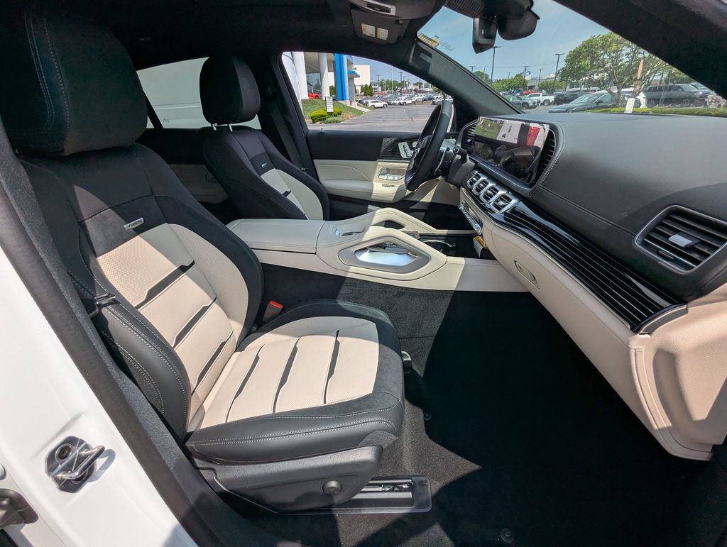 2025 Mercedes-Benz GLE Coupe GLE 53 AMG - Photo 23