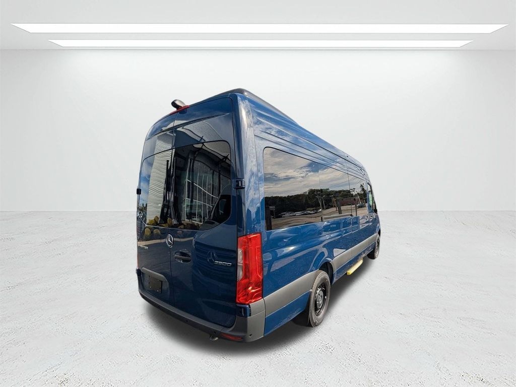 New 2025 Mercedes-Benz Sprinter 2500 High Roof 4-Cyl Diesel Minivan/Van