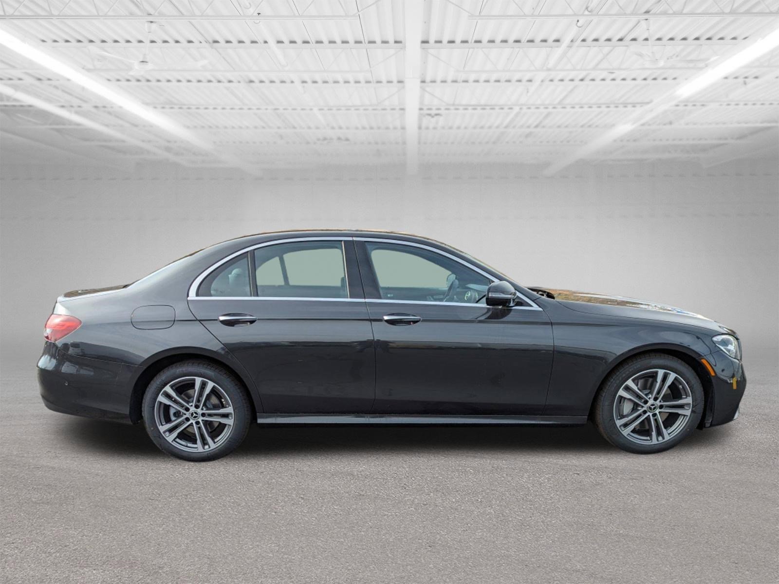 2023 Mercedes Benz E 350 4MATIC Sedan photo 2