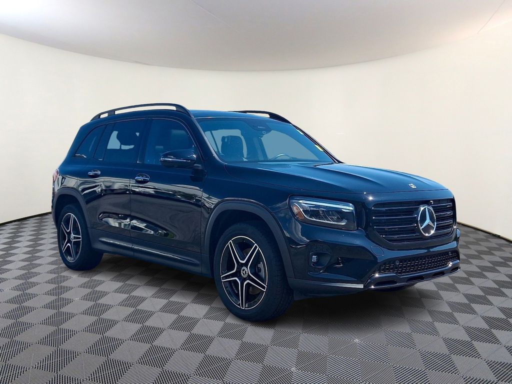 2026 Mercedes-Benz GLB GLB 250 - Photo 3