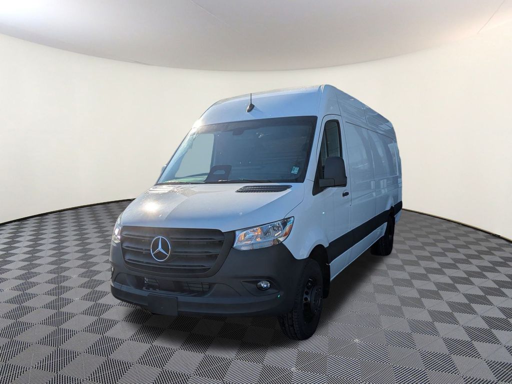 2025 Mercedes-Benz Sprinter Cargo Van Base's photo