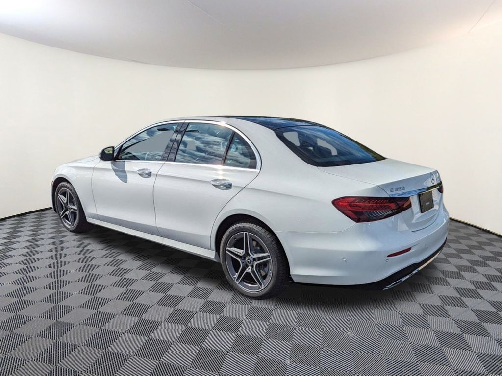 2023 Mercedes Benz E 350 4MATIC Sedan photo 4