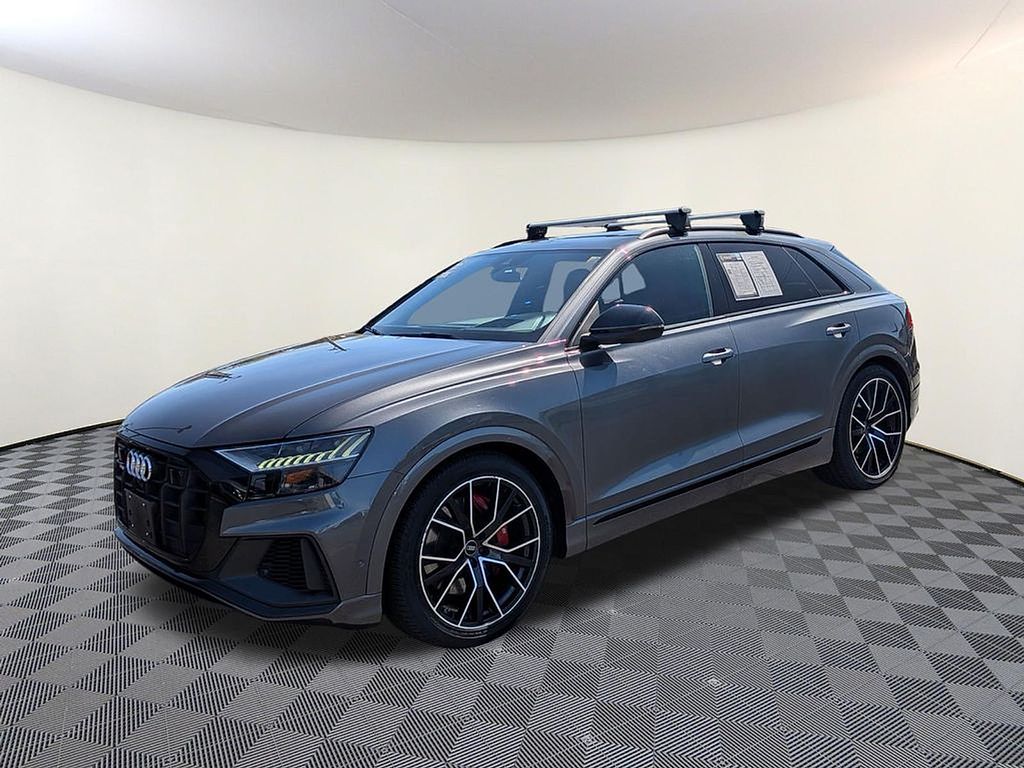 2022 Audi SQ8 Prestige's photo