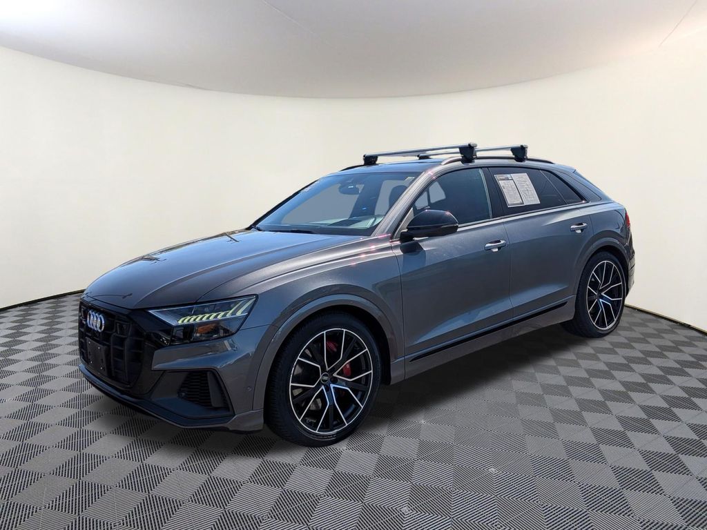 2022 Audi SQ8 Prestige's photo
