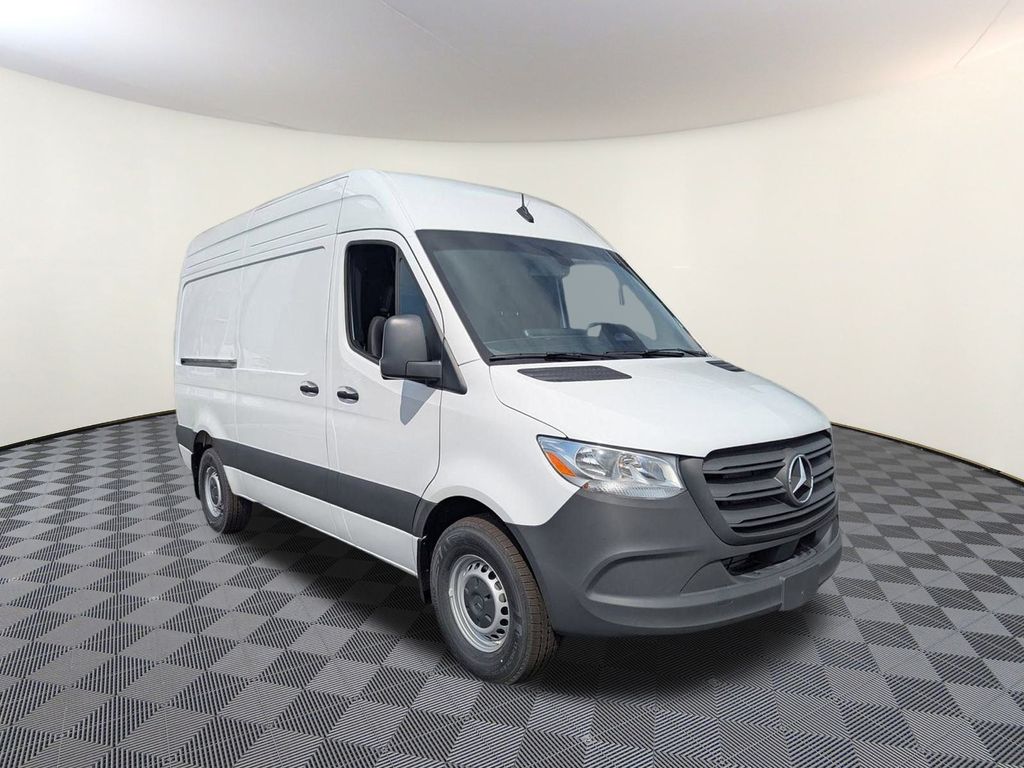 2025 Mercedes-Benz Sprinter Cargo Van Base's photo