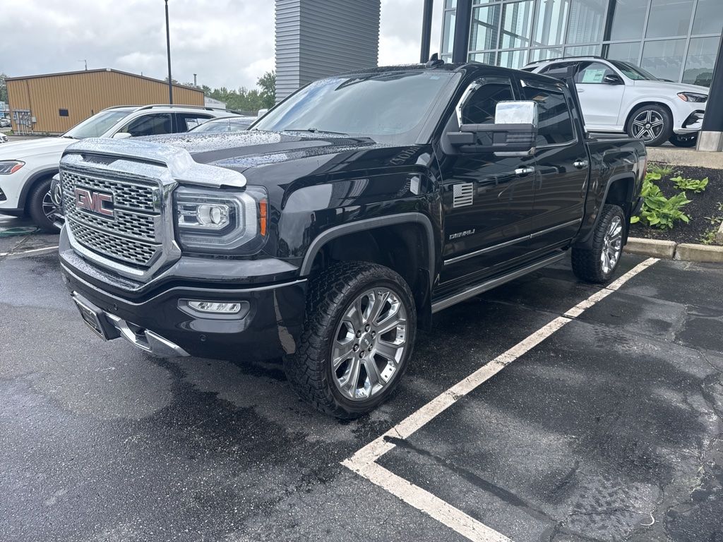 2018 GMC Sierra 4WD Crew Cab Short Box's photo