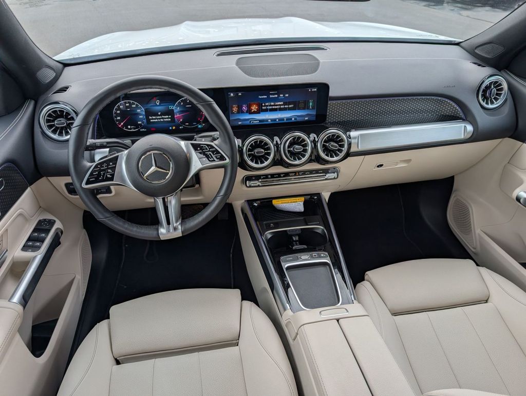 2025 Mercedes-Benz GLB Base - Photo 15