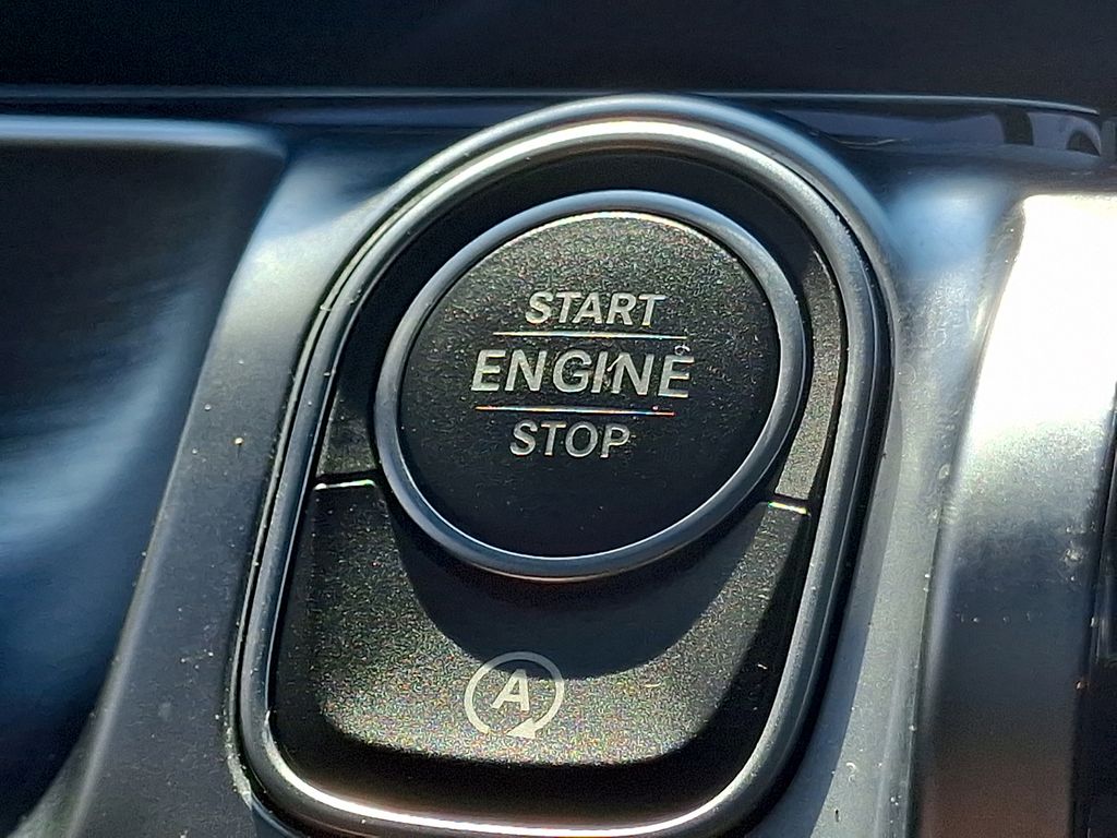 2026 Mercedes-Benz GLB GLB 250 - Photo 26