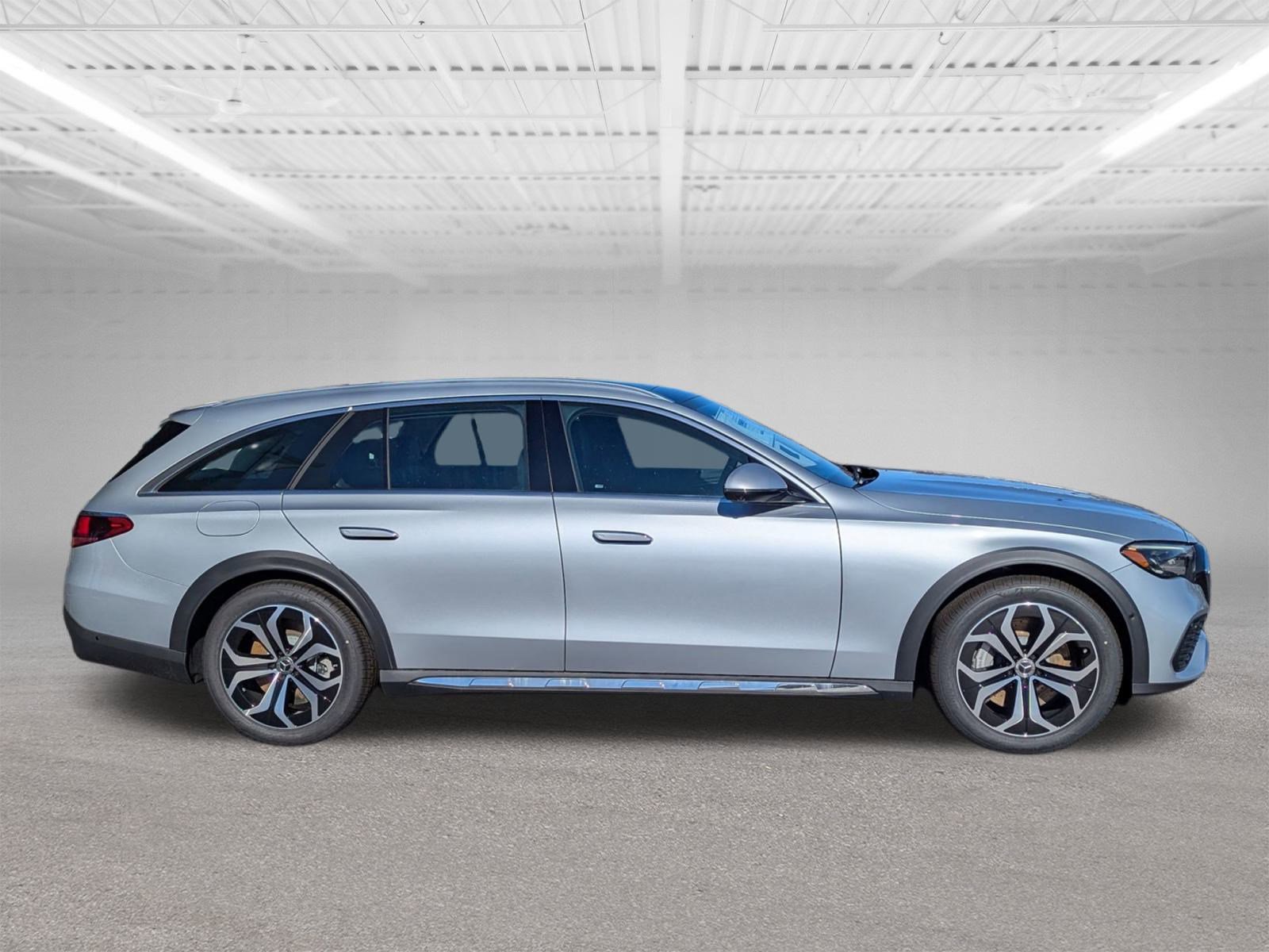 2026 Mercedes Benz E 450 4MATIC All-Terrain photo 2