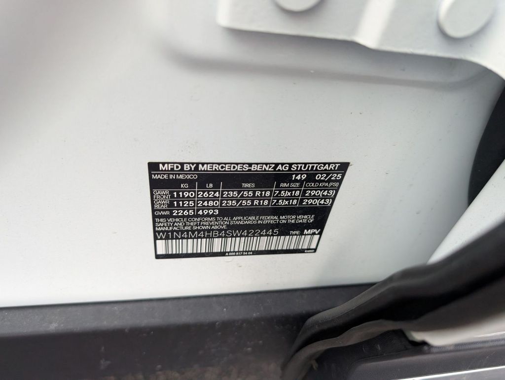 2025 Mercedes-Benz GLB Base - Photo 31