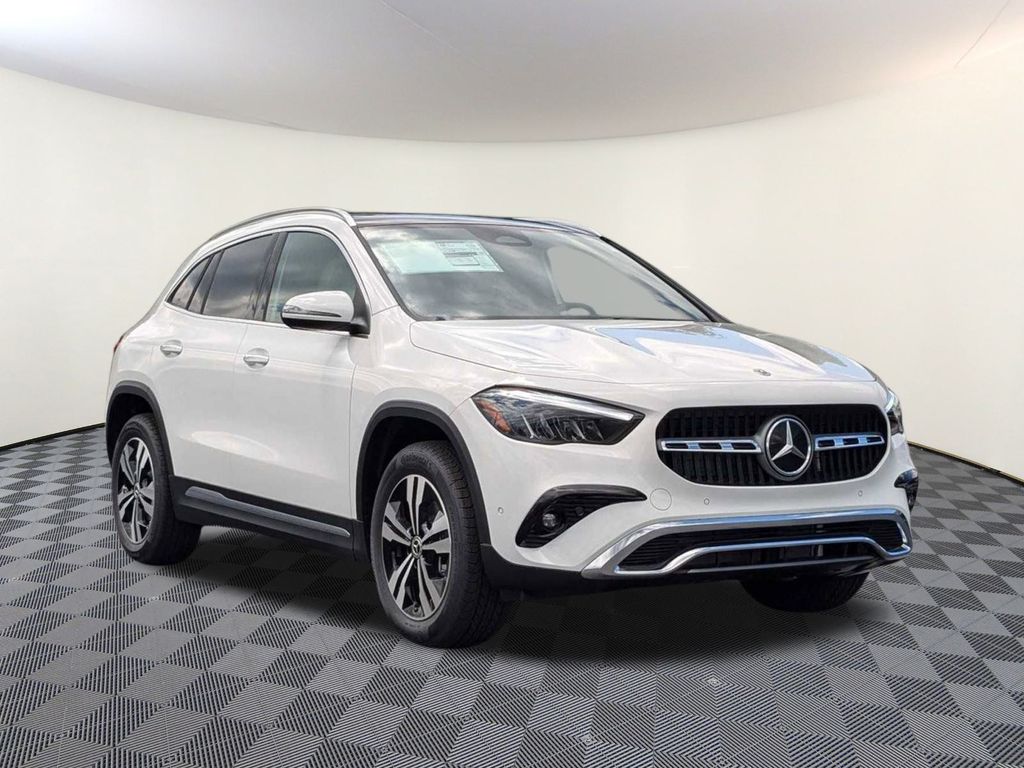 2025 Mercedes-Benz GLA GLA250's photo