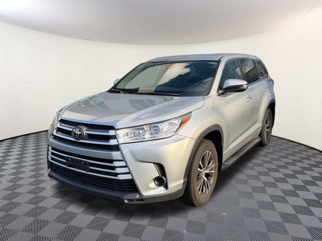 2018 Toyota Highlander LE