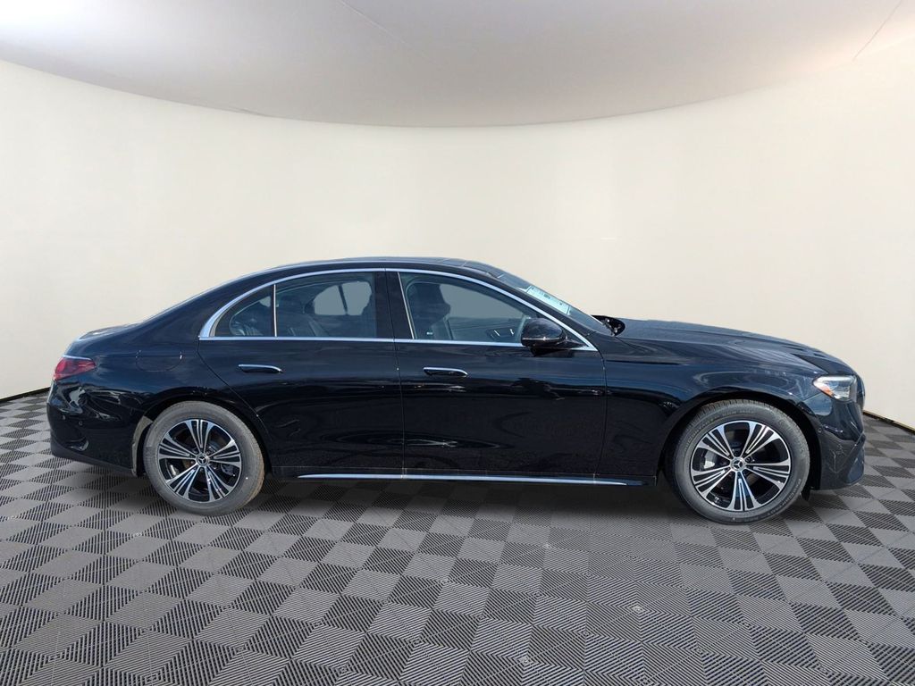 2026 Mercedes Benz E 350 Hybrid photo 2