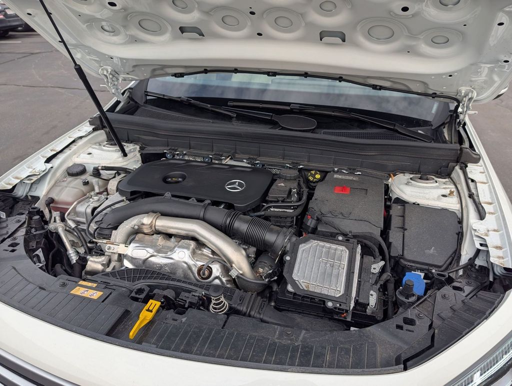 2025 Mercedes-Benz GLB Base - Photo 30