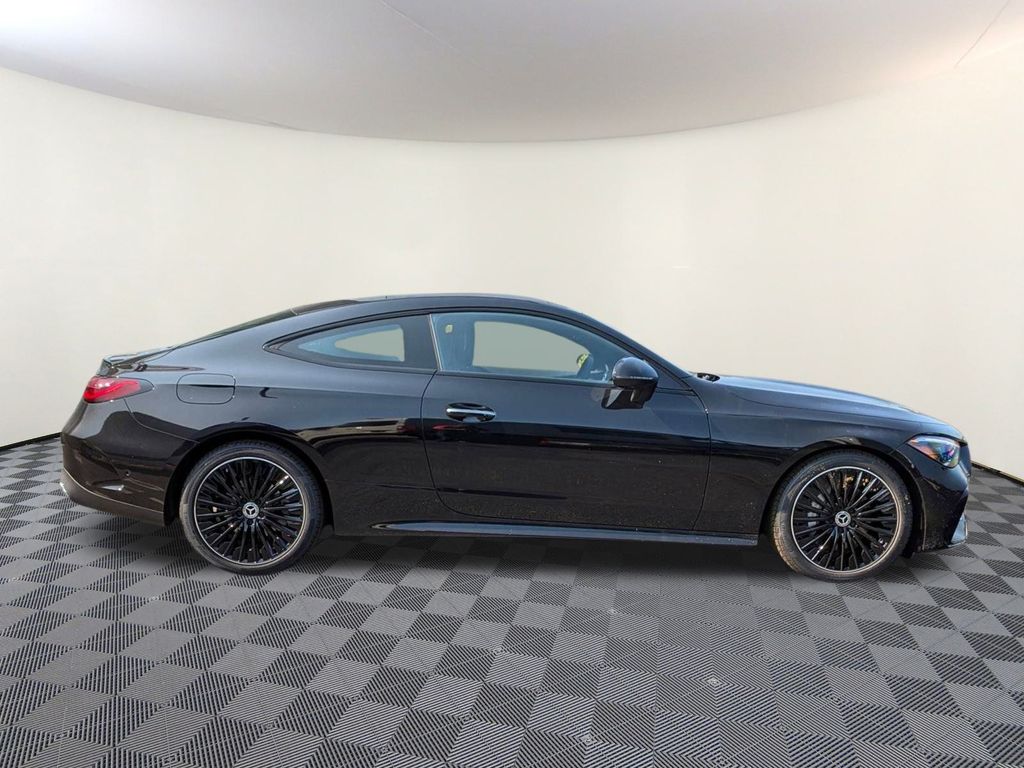 2024 Mercedes Benz CLE 300 photo 2