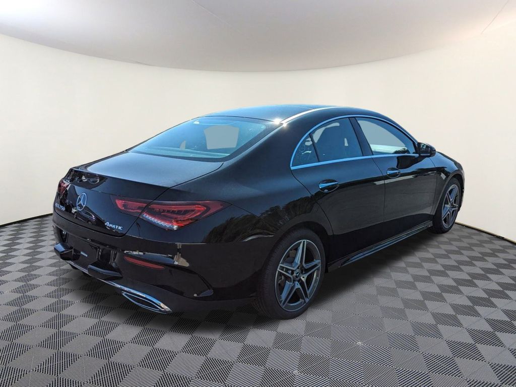 2023 Mercedes Benz CLA 250 4MATIC photo 3