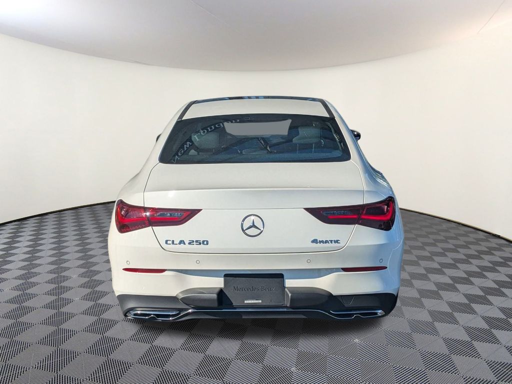 2025 Mercedes Benz CLA 250 4MATIC photo 4