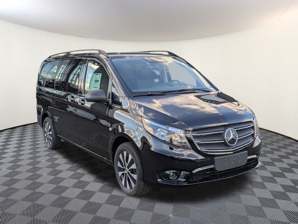 Used 2023 Mercedes-Benz Metris Passenger Minivan/Van
