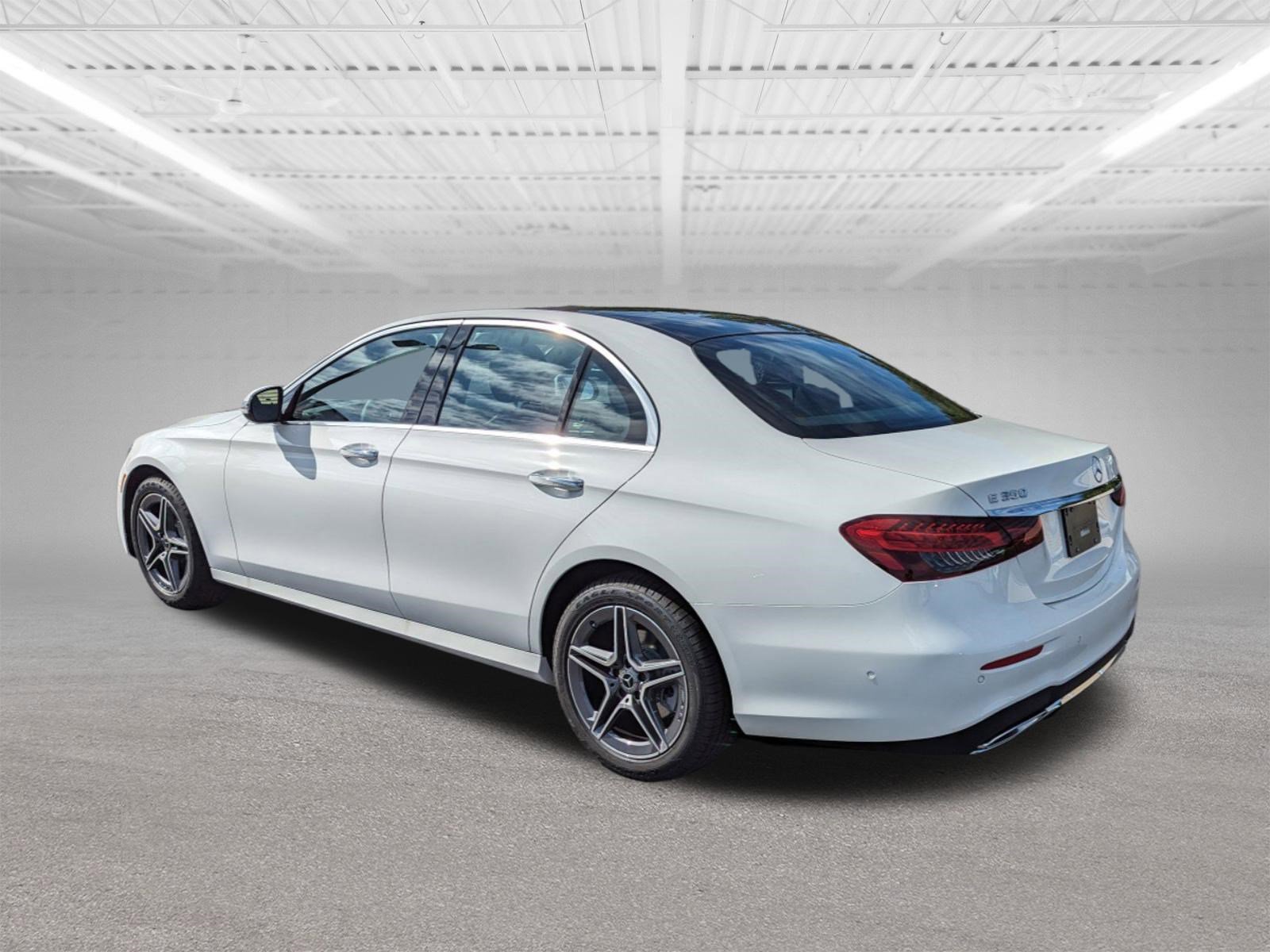 2023 Mercedes Benz E 350 4MATIC Sedan photo 3