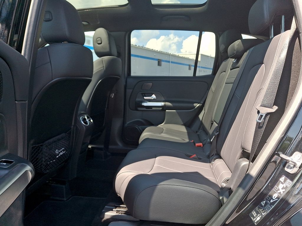 2026 Mercedes-Benz GLB GLB 250 - Photo 12