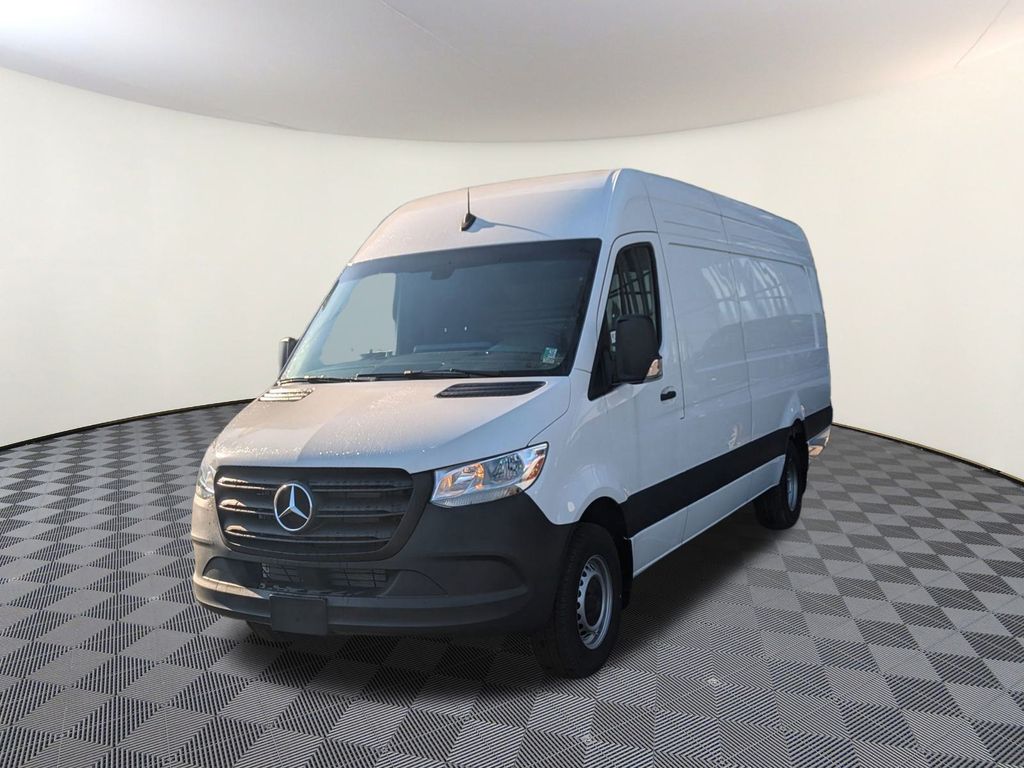 2024 Mercedes-Benz Sprinter Cargo Van Base's photo