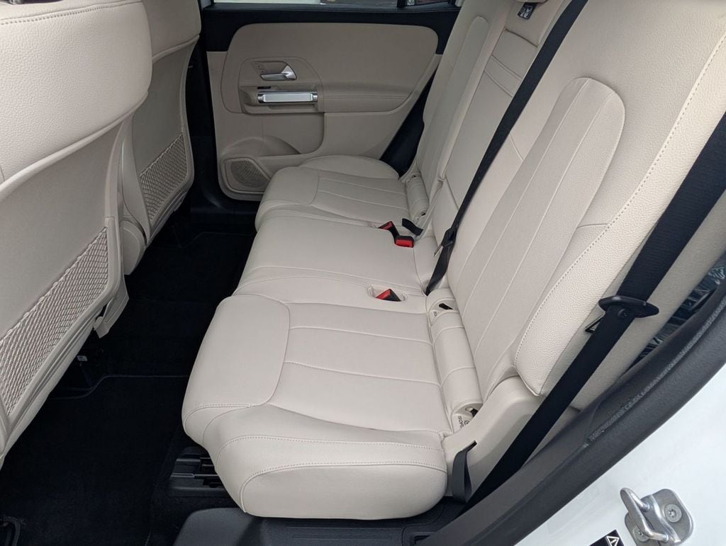 2025 Mercedes-Benz GLB Base - Photo 25